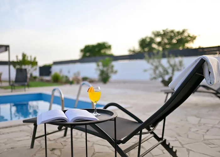 Amelie - With Pool And Sauna! *