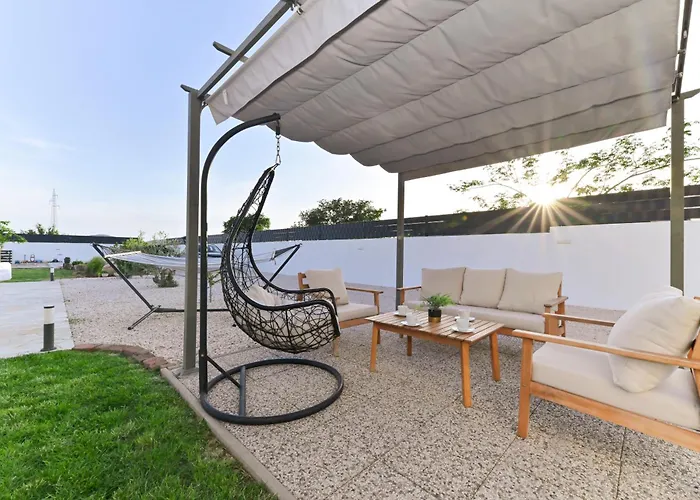 Amelie - With Pool And Sauna! Galovac (Zadar)