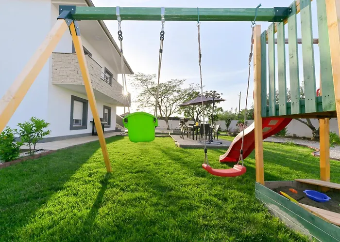 Amelie - With Pool And Sauna! Apartamento *