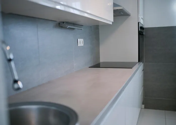 Amelie - With Pool And Sauna! Apartamento *