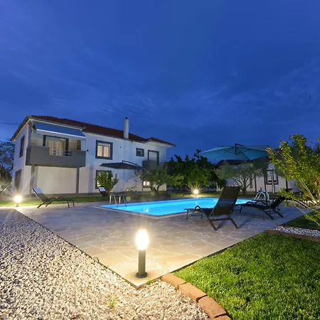 Apartment Amelie - With Pool And Sauna! Galovac (Zadar)