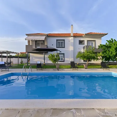 Apartment Amelie - With Pool And Sauna! Galovac (Zadar)