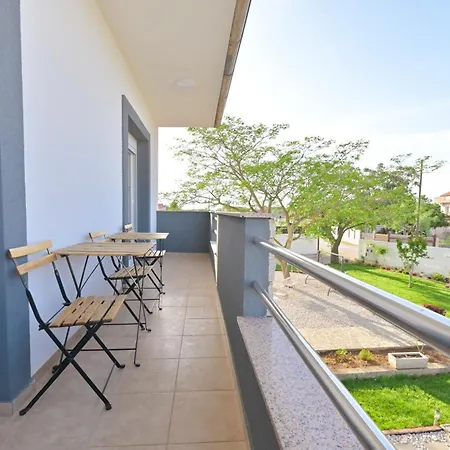 Amelie - With Pool And Sauna!