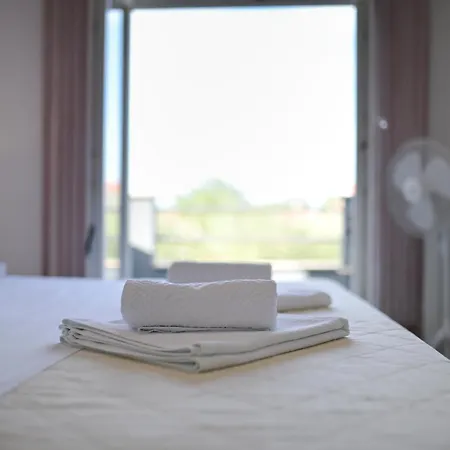 Apartment Amelie - With Pool And Sauna! *